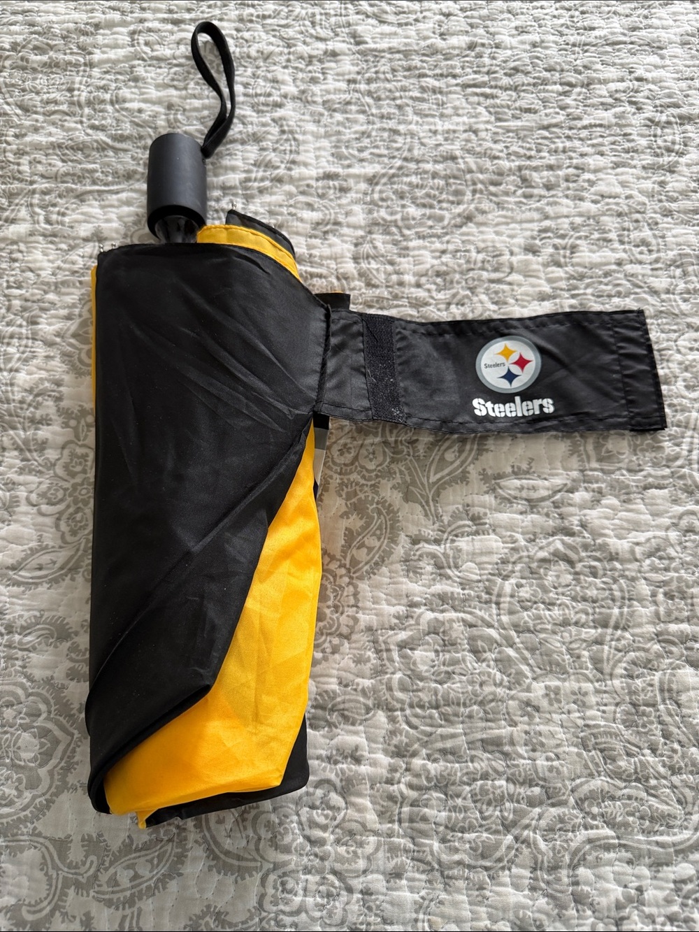 Pittsburgh Steelers Umbrella - Picture 2 of 3
